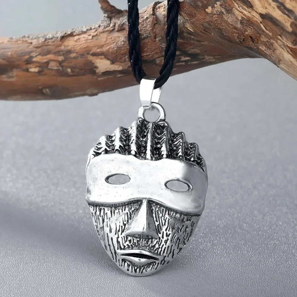 Viking Necklace Mask • Retro Odin Rune Symbol • Antique Slavic Nordic Amulet - Picture 1 of 8